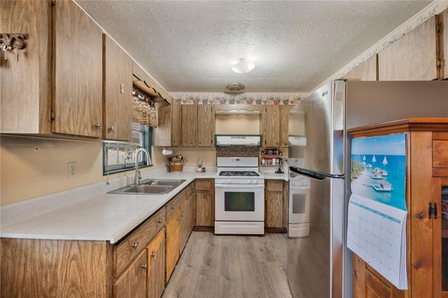 1616 MCGEE ROAD, Plant City, FL 33565