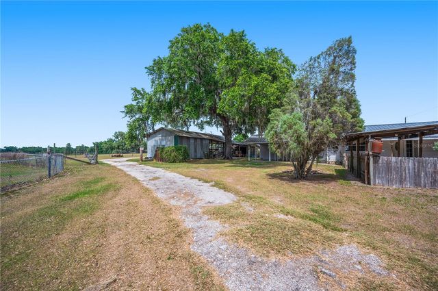 1616 MCGEE ROAD, Plant City, FL 33565