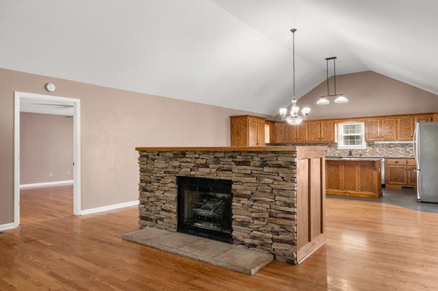 87 Hillcrest Rd, Manchester, TN 37355
