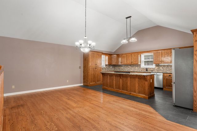 87 Hillcrest Rd, Manchester, TN 37355