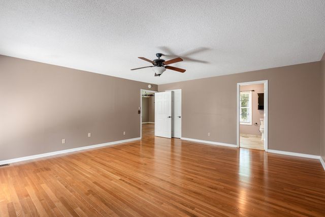 87 Hillcrest Rd, Manchester, TN 37355
