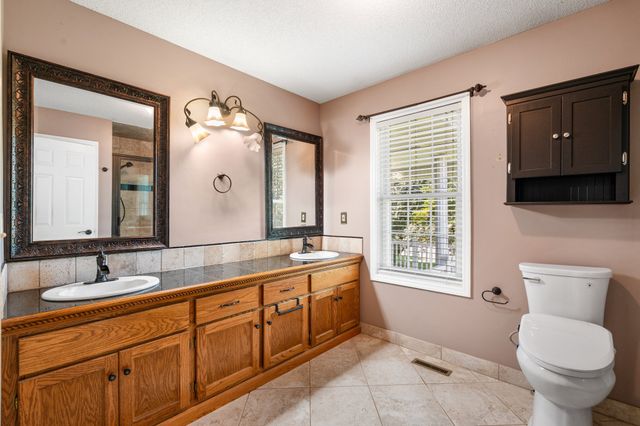 87 Hillcrest Rd, Manchester, TN 37355