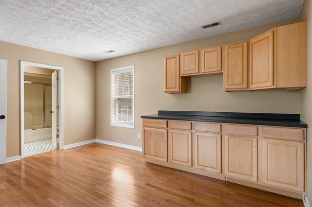87 Hillcrest Rd, Manchester, TN 37355