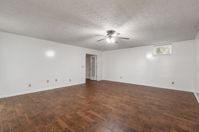 87 Hillcrest Rd, Manchester, TN 37355