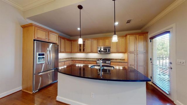 205 N Geary Avenue, Oklahoma City, OK 73104