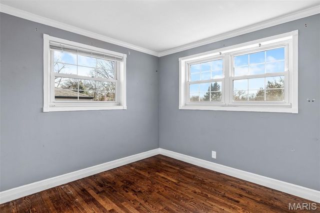 8709 Holbrook Drive, Affton, MO 63123