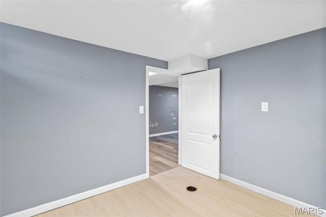 8709 Holbrook Drive, Affton, MO 63123