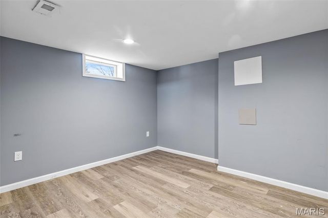 8709 Holbrook Drive, Affton, MO 63123