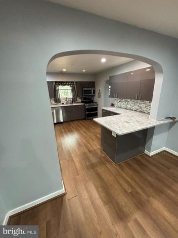 8156 EDEN, Pennsauken, NJ 08110