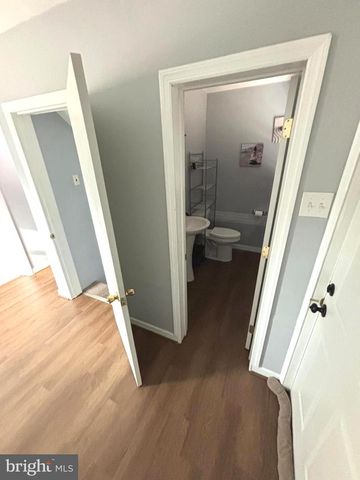 8156 EDEN, Pennsauken, NJ 08110