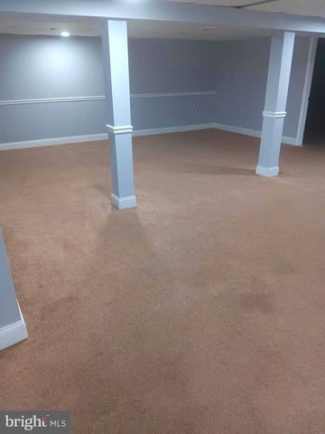 8156 EDEN, Pennsauken, NJ 08110