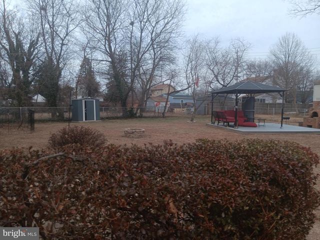 8156 EDEN, Pennsauken, NJ 08110