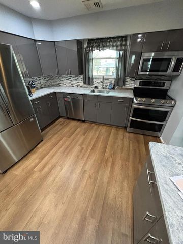 8156 EDEN, Pennsauken, NJ 08110