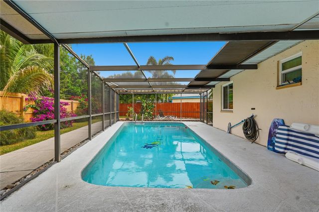 2370 ROBYN COURT, Dunedin, FL 34698