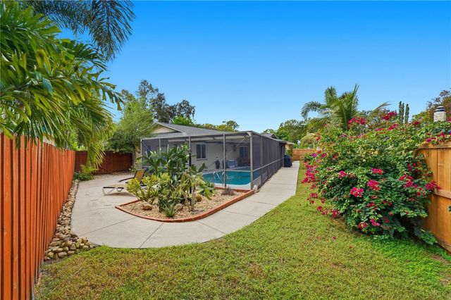 2370 ROBYN COURT, Dunedin, FL 34698