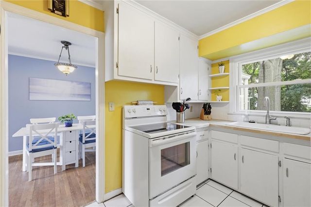 5310 Russell Street, Mission, KS 66202