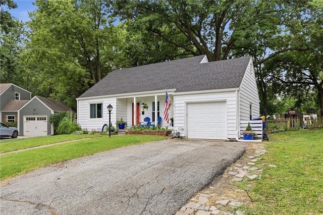 5310 Russell Street, Mission, KS 66202