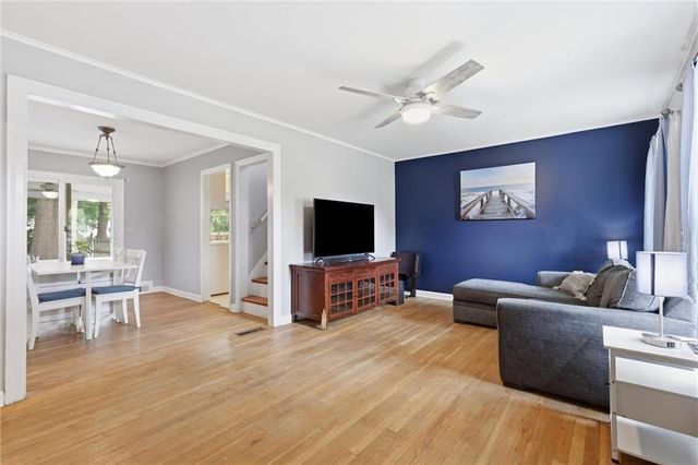 5310 Russell Street, Mission, KS 66202