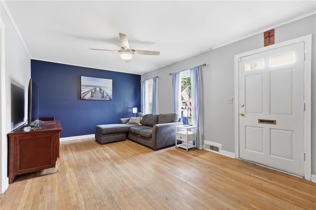 5310 Russell Street, Mission, KS 66202