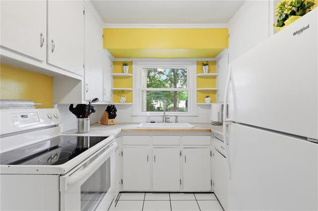 5310 Russell Street, Mission, KS 66202