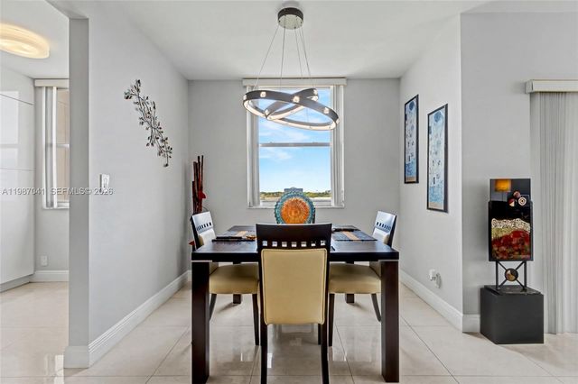 4330 Hillcrest Dr 619, Hollywood, FL 33021