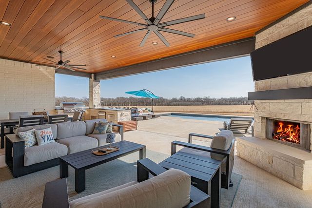 2396 County Road 2145, Cooper, TX 75432