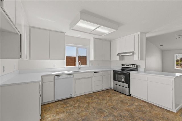 597 Magg Ave, Oakdale, CA 95361