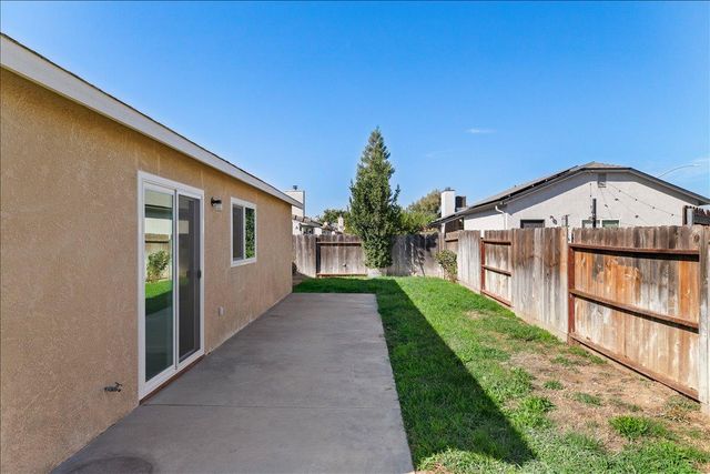 597 Magg Ave, Oakdale, CA 95361