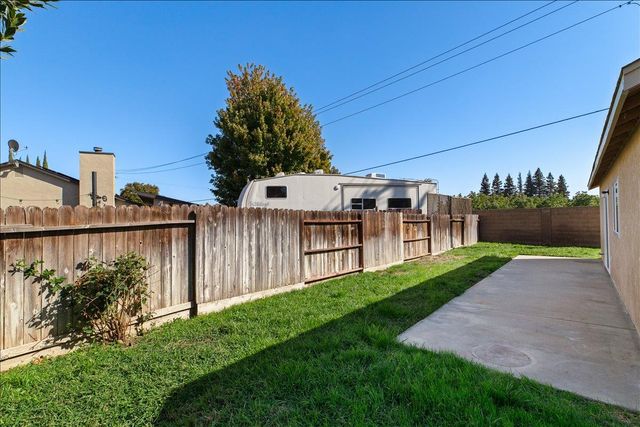 597 Magg Ave, Oakdale, CA 95361