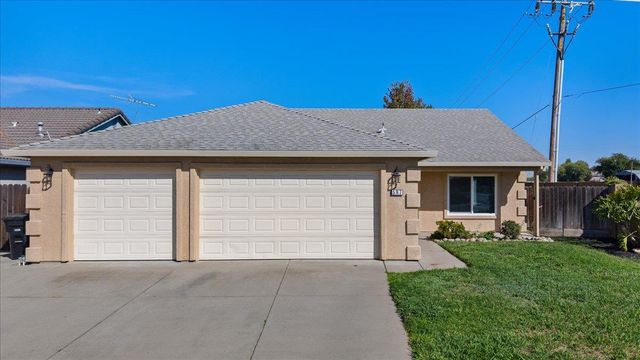 597 Magg Ave, Oakdale, CA 95361