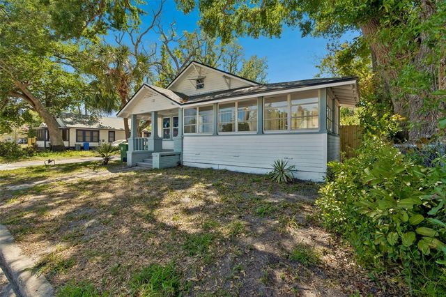 1002 23RD STREET W, Bradenton, FL 34205