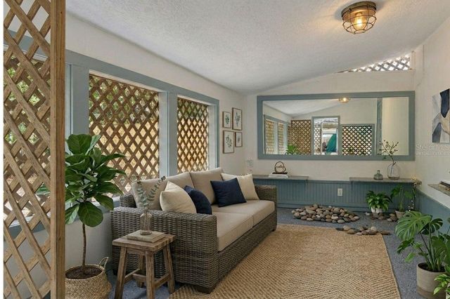 1002 23RD STREET W, Bradenton, FL 34205