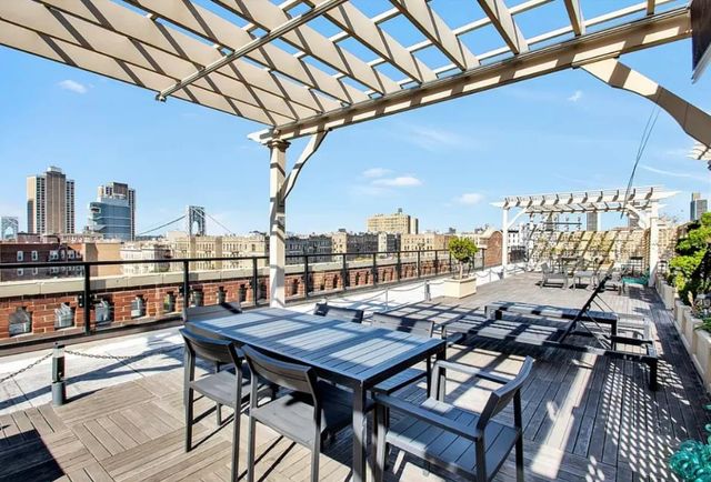 565 W 169th St Apt 2J, New York City, NY 10032