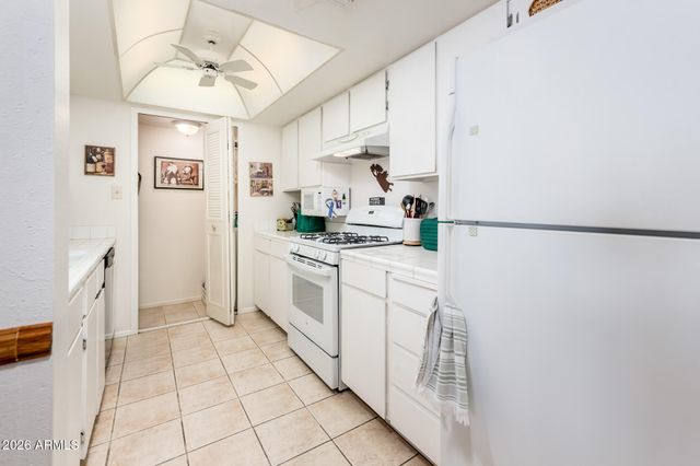 7806 E Bonnie Rose Avenue, Scottsdale, AZ 85250