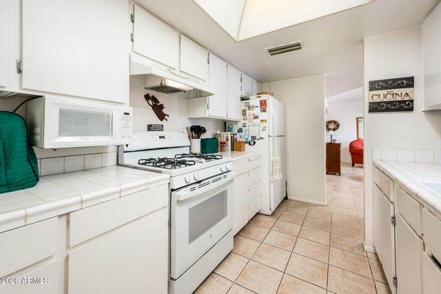 7806 E Bonnie Rose Avenue, Scottsdale, AZ 85250