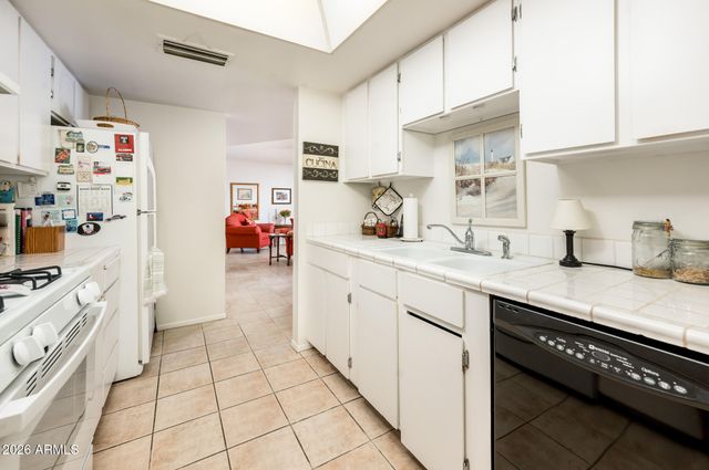 7806 E Bonnie Rose Avenue, Scottsdale, AZ 85250