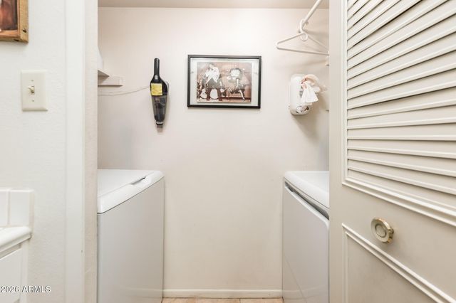 7806 E Bonnie Rose Avenue, Scottsdale, AZ 85250