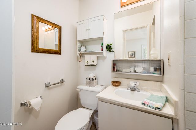 7806 E Bonnie Rose Avenue, Scottsdale, AZ 85250