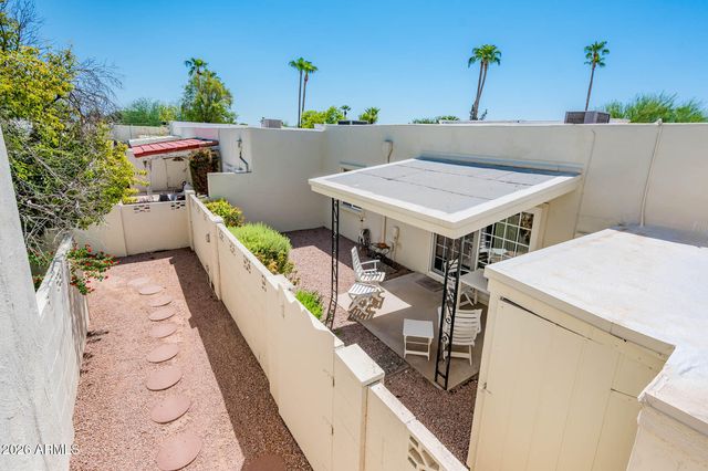 7806 E Bonnie Rose Avenue, Scottsdale, AZ 85250