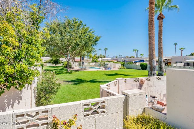 7806 E Bonnie Rose Avenue, Scottsdale, AZ 85250