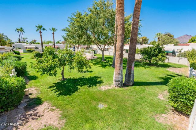 7806 E Bonnie Rose Avenue, Scottsdale, AZ 85250