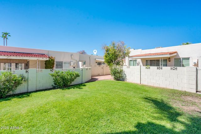 7806 E Bonnie Rose Avenue, Scottsdale, AZ 85250