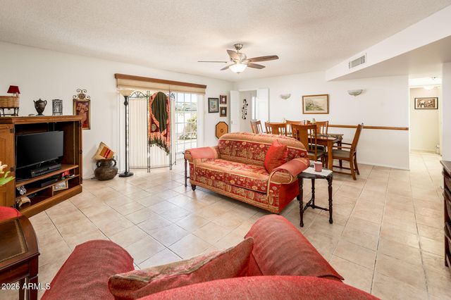 7806 E Bonnie Rose Avenue, Scottsdale, AZ 85250