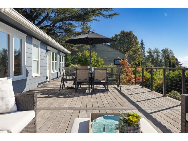 1625 Sw WESTWOOD Dr, Portland, OR 97239