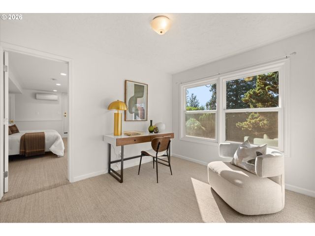 1625 Sw WESTWOOD Dr, Portland, OR 97239