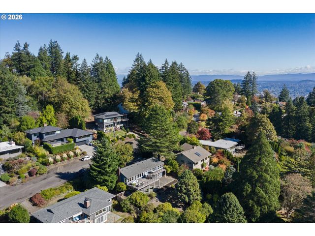 1625 Sw WESTWOOD Dr, Portland, OR 97239