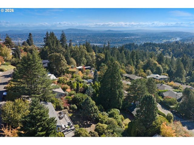 1625 Sw WESTWOOD Dr, Portland, OR 97239