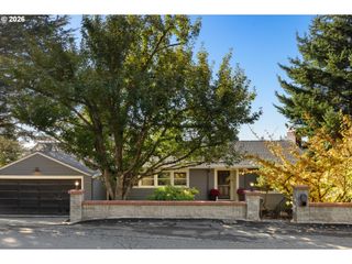 1625 Sw WESTWOOD Dr, Portland, OR 97239