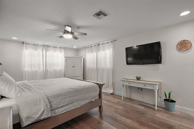 705 SUMMIT COURT, Mount Dora, FL 32757