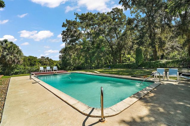 705 SUMMIT COURT, Mount Dora, FL 32757